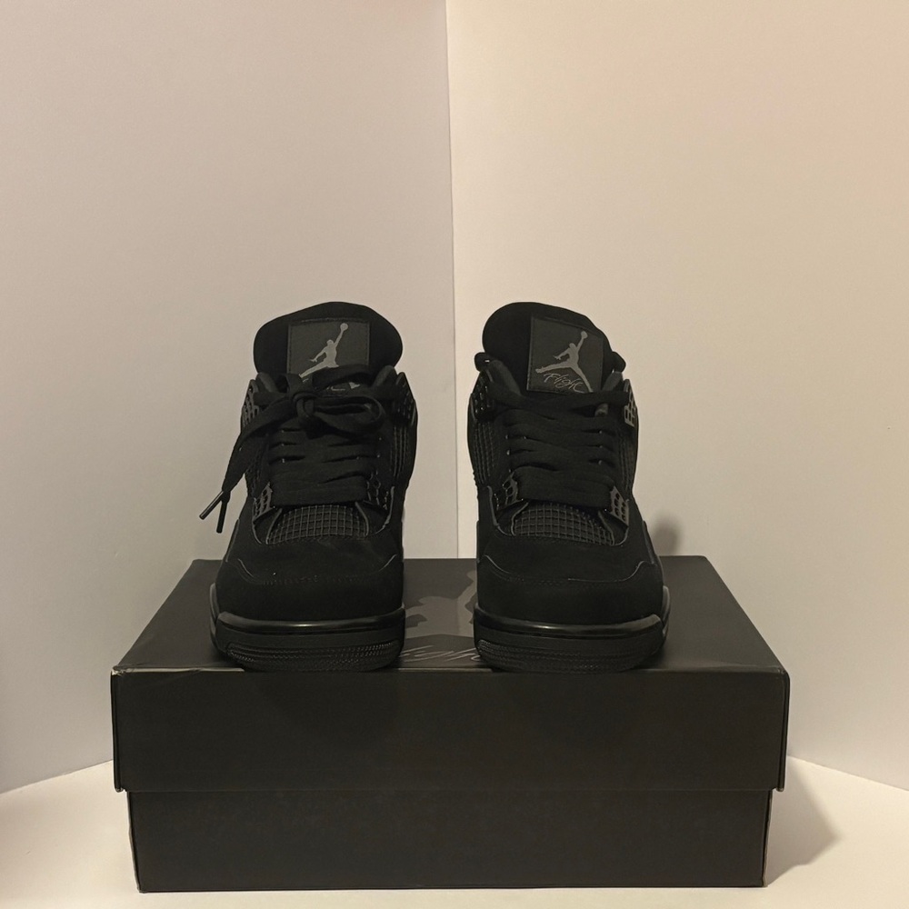 Jordan 4 Black Cat
